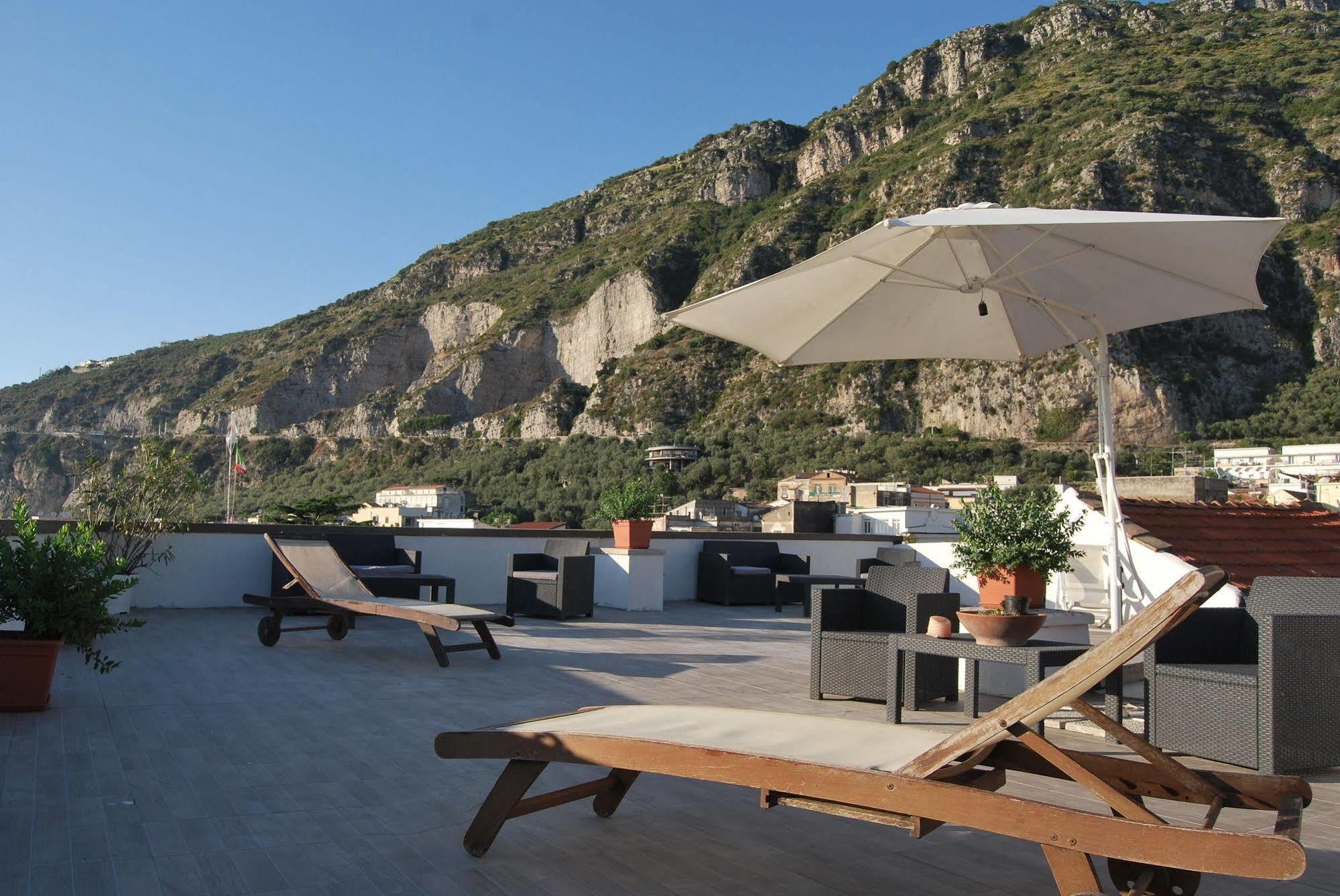 Отель La Pennichella Sorrentina Relais Мета Экстерьер фото